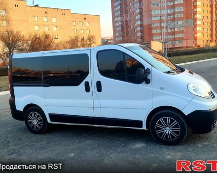 Белый Рено Трафик, объемом двигателя 2 л и пробегом 350 тыс. км за 7800 $, фото 11 на Automoto.ua