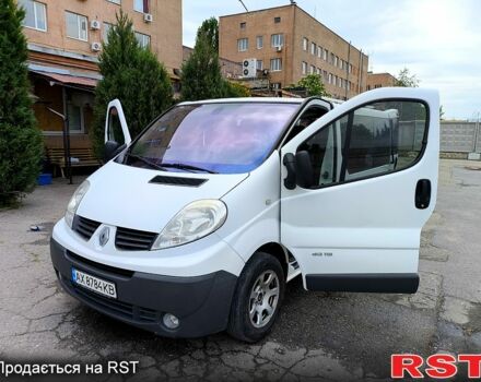 Белый Рено Трафик, объемом двигателя 2 л и пробегом 376 тыс. км за 8800 $, фото 4 на Automoto.ua