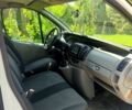 Білий Рено Трафік, об'ємом двигуна 2 л та пробігом 135 тис. км за 10000 $, фото 2 на Automoto.ua