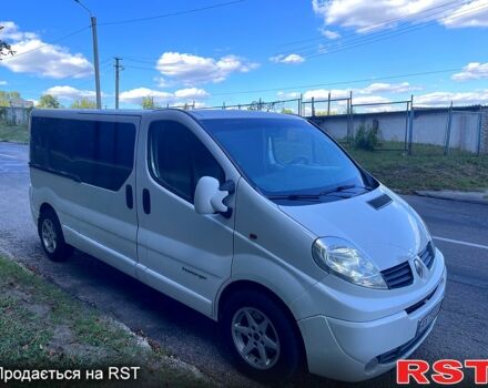 Белый Рено Трафик, объемом двигателя 2 л и пробегом 312 тыс. км за 10000 $, фото 3 на Automoto.ua
