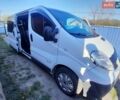 Білий Рено Трафік, об'ємом двигуна 2 л та пробігом 300 тис. км за 12000 $, фото 1 на Automoto.ua