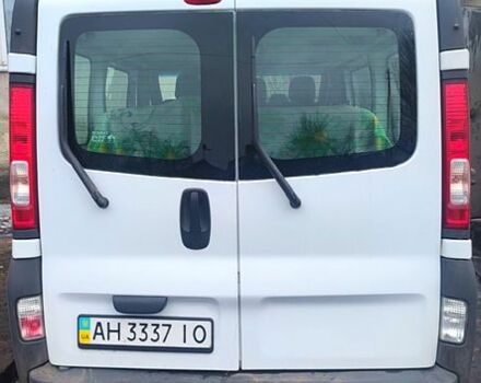 Белый Рено Трафик, объемом двигателя 2 л и пробегом 284 тыс. км за 13250 $, фото 1 на Automoto.ua
