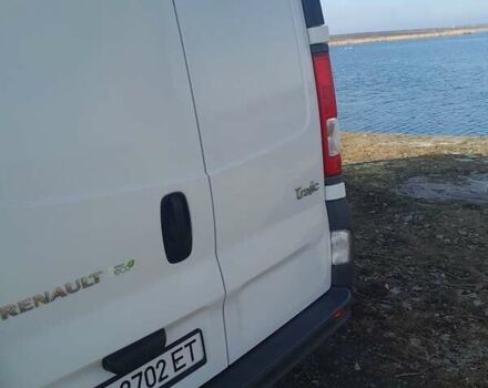 Белый Рено Трафик, объемом двигателя 2 л и пробегом 250 тыс. км за 13800 $, фото 9 на Automoto.ua