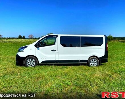 Белый Рено Трафик, объемом двигателя 1.6 л и пробегом 223 тыс. км за 15800 $, фото 4 на Automoto.ua