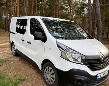 Белый Рено Трафик, объемом двигателя 1.6 л и пробегом 300 тыс. км за 14500 $, фото 2 на Automoto.ua