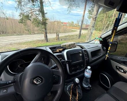 Белый Рено Трафик, объемом двигателя 1.6 л и пробегом 300 тыс. км за 14500 $, фото 7 на Automoto.ua