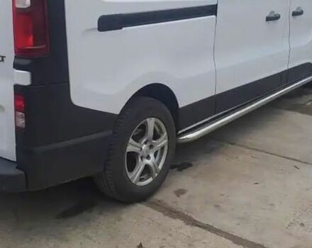 Белый Рено Трафик, объемом двигателя 1.6 л и пробегом 278 тыс. км за 15900 $, фото 4 на Automoto.ua