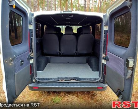 Белый Рено Трафик, объемом двигателя 1.6 л и пробегом 252 тыс. км за 1720 $, фото 5 на Automoto.ua