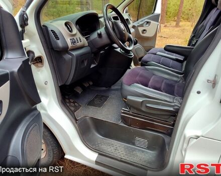 Белый Рено Трафик, объемом двигателя 1.6 л и пробегом 252 тыс. км за 1720 $, фото 2 на Automoto.ua