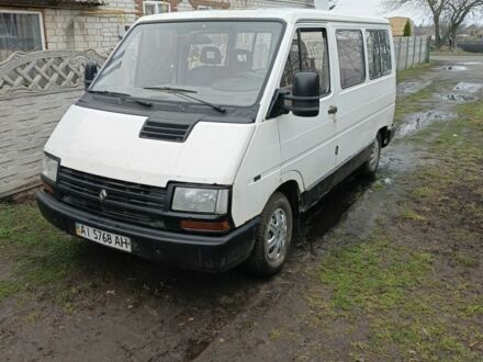 Рено Трафік 1994 у Золотоноше на Automoto.ua Білий Рено Трафік, об'ємом двигуна 2.5 л та пробігом 400 тис. км за 1200 $, фото 1 на Automoto.ua