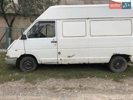 Білий Рено Трафік, об'ємом двигуна 2.5 л та пробігом 300 тис. км за 1650 $, фото 1 на Automoto.ua