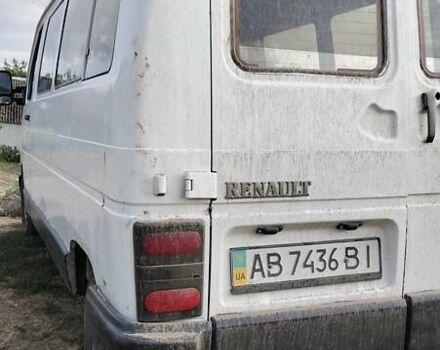 Белый Рено Трафик, объемом двигателя 0 л и пробегом 270 тыс. км за 2600 $, фото 1 на Automoto.ua