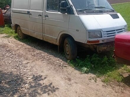 Рено Трафик 1996 в Заставной на Automoto.ua Белый Рено Трафик, объемом двигателя 2.1 л и пробегом 3 тыс. км за 800 $, фото 1 на Automoto.ua