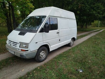 Белый Рено Трафик, объемом двигателя 0 л и пробегом 62 тыс. км за 1853 $, фото 1 на Automoto.ua