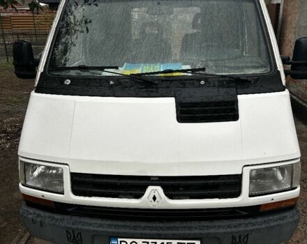 Білий Рено Трафік, об'ємом двигуна 2.1 л та пробігом 320 тис. км за 2100 $, фото 1 на Automoto.ua