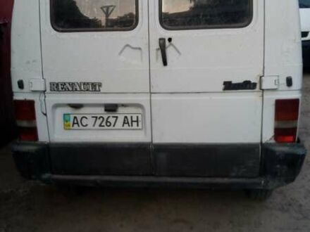 Білий Рено Трафік, об'ємом двигуна 1.7 л та пробігом 290 тис. км за 800 $, фото 1 на Automoto.ua