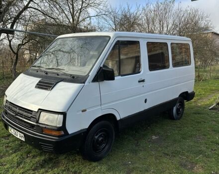 Белый Рено Трафик, объемом двигателя 1.7 л и пробегом 204 тыс. км за 1431 $, фото 1 на Automoto.ua