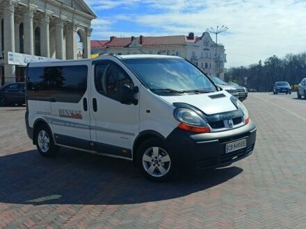 Білий Рено Трафік, об'ємом двигуна 1.9 л та пробігом 400 тис. км за 7500 $, фото 1 на Automoto.ua