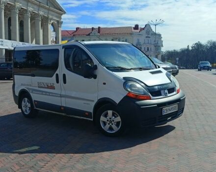 Белый Рено Трафик, объемом двигателя 1.9 л и пробегом 400 тыс. км за 7500 $, фото 1 на Automoto.ua