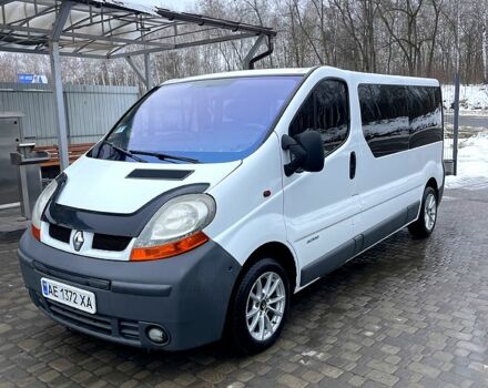 Белый Рено Трафик, объемом двигателя 1.9 л и пробегом 370 тыс. км за 6300 $, фото 1 на Automoto.ua