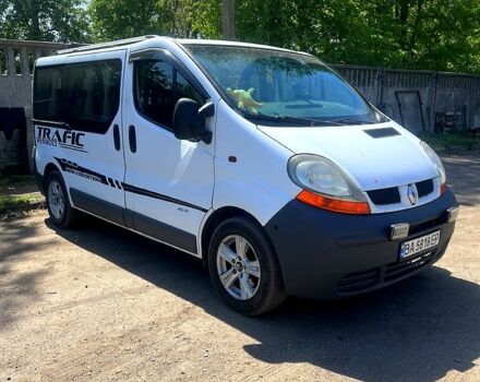 Белый Рено Трафик, объемом двигателя 1.9 л и пробегом 374 тыс. км за 8500 $, фото 1 на Automoto.ua
