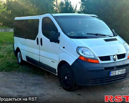 Белый Рено Трафик, объемом двигателя 1.9 л и пробегом 280 тыс. км за 3500 $, фото 1 на Automoto.ua