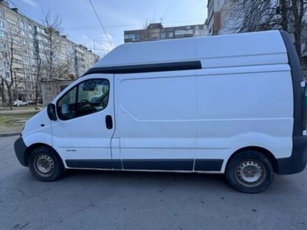 Білий Рено Трафік, об'ємом двигуна 1.9 л та пробігом 315 тис. км за 4800 $, фото 1 на Automoto.ua