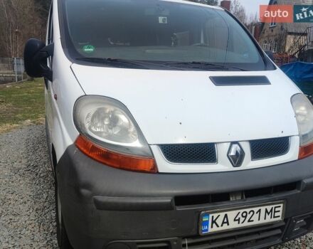 Белый Рено Трафик, объемом двигателя 2.5 л и пробегом 360 тыс. км за 8500 $, фото 1 на Automoto.ua