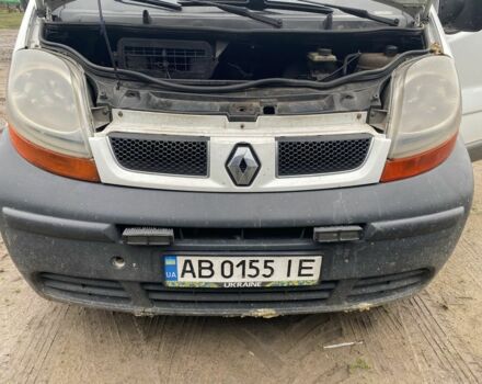 Белый Рено Трафик, объемом двигателя 1.9 л и пробегом 400 тыс. км за 6500 $, фото 1 на Automoto.ua