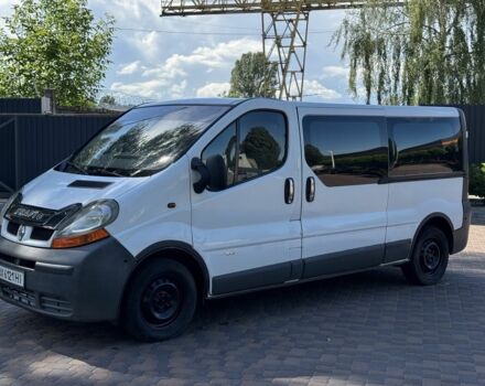 Белый Рено Трафик, объемом двигателя 1.9 л и пробегом 350 тыс. км за 6500 $, фото 1 на Automoto.ua
