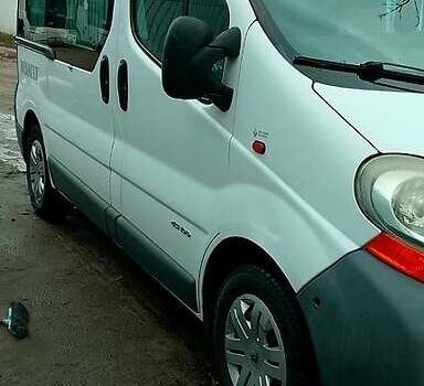 Білий Рено Трафік, об'ємом двигуна 1.9 л та пробігом 286 тис. км за 7600 $, фото 1 на Automoto.ua