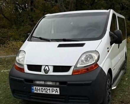 Белый Рено Трафик, объемом двигателя 1.9 л и пробегом 397 тыс. км за 8000 $, фото 1 на Automoto.ua