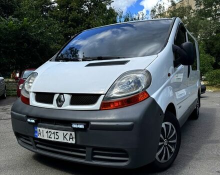 Белый Рено Трафик, объемом двигателя 1.9 л и пробегом 380 тыс. км за 5800 $, фото 1 на Automoto.ua