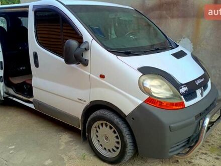 Білий Рено Трафік, об'ємом двигуна 1.87 л та пробігом 205 тис. км за 7100 $, фото 1 на Automoto.ua