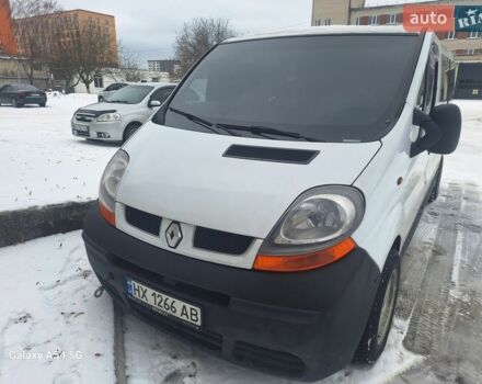 Белый Рено Трафик, объемом двигателя 1.9 л и пробегом 400 тыс. км за 5100 $, фото 1 на Automoto.ua