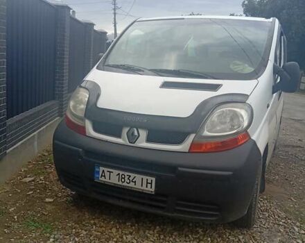 Белый Рено Трафик, объемом двигателя 1.87 л и пробегом 330 тыс. км за 6200 $, фото 1 на Automoto.ua