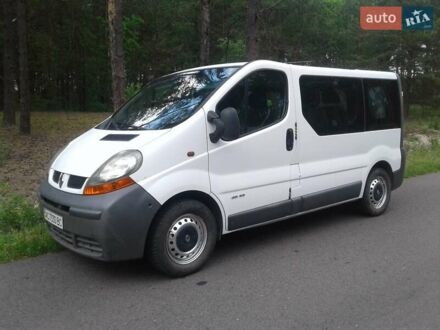 Рено Трафік 2003 у Любомль на Automoto.ua Білий Рено Трафік, об'ємом двигуна 1.9 л та пробігом 300 тис. км за 5800 $, фото 1 на Automoto.ua