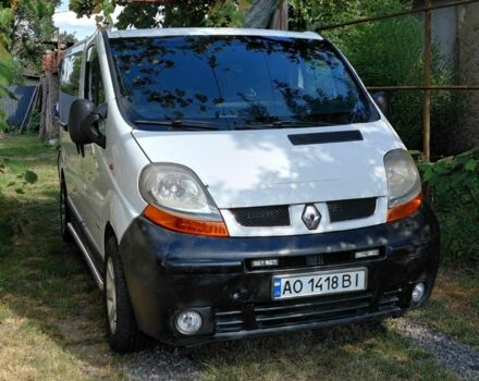 Белый Рено Трафик, объемом двигателя 0 л и пробегом 293 тыс. км за 7300 $, фото 1 на Automoto.ua