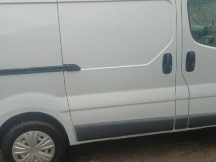 Белый Рено Трафик, объемом двигателя 1.9 л и пробегом 270 тыс. км за 6700 $, фото 1 на Automoto.ua