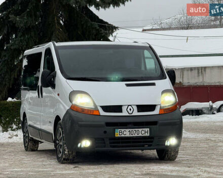 Білий Рено Трафік, об'ємом двигуна 1.9 л та пробігом 458 тис. км за 7999 $, фото 1 на Automoto.ua