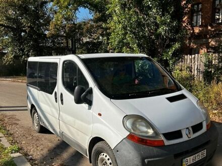 Белый Рено Трафик, объемом двигателя 1.9 л и пробегом 328 тыс. км за 6000 $, фото 1 на Automoto.ua