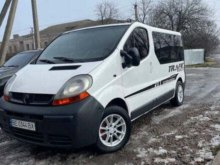 Білий Рено Трафік, об'ємом двигуна 1.87 л та пробігом 450 тис. км за 5800 $, фото 1 на Automoto.ua