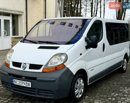 Белый Рено Трафик, объемом двигателя 1.9 л и пробегом 380 тыс. км за 6850 $, фото 1 на Automoto.ua