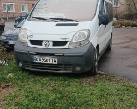 Белый Рено Трафик, объемом двигателя 1.9 л и пробегом 240 тыс. км за 6100 $, фото 1 на Automoto.ua