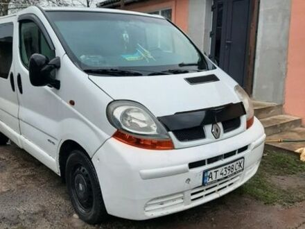 Рено Трафик 2004 в Ивано-Франковске на Automoto.ua Белый Рено Трафик, объемом двигателя 1.9 л и пробегом 450 тыс. км за 5800 $, фото 1 на Automoto.ua