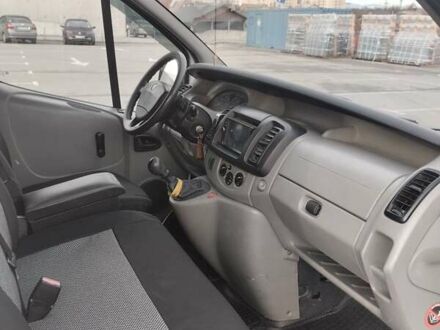 Белый Рено Трафик, объемом двигателя 1.87 л и пробегом 300 тыс. км за 6900 $, фото 1 на Automoto.ua