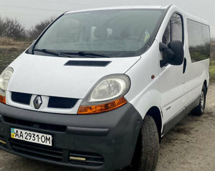 Белый Рено Трафик, объемом двигателя 1.87 л и пробегом 265 тыс. км за 6200 $, фото 1 на Automoto.ua