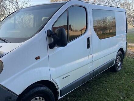 Белый Рено Трафик, объемом двигателя 1.9 л и пробегом 397 тыс. км за 5400 $, фото 1 на Automoto.ua