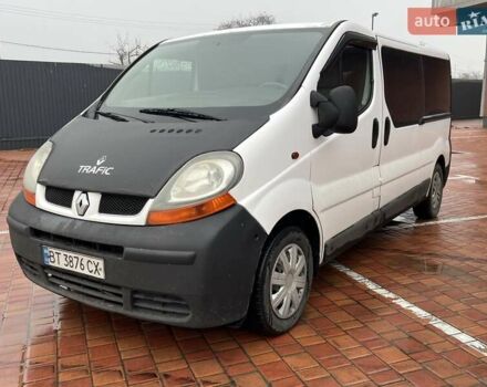 Белый Рено Трафик, объемом двигателя 1.9 л и пробегом 440 тыс. км за 5700 $, фото 1 на Automoto.ua