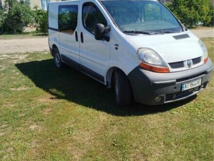 Белый Рено Трафик, объемом двигателя 1.9 л и пробегом 250 тыс. км за 5500 $, фото 1 на Automoto.ua